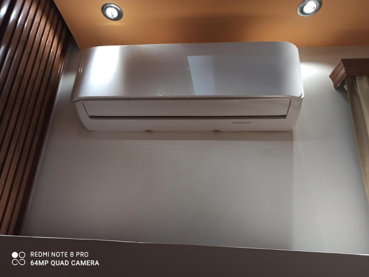 Safe & Cool Apartment イラクリオン エクステリア 写真